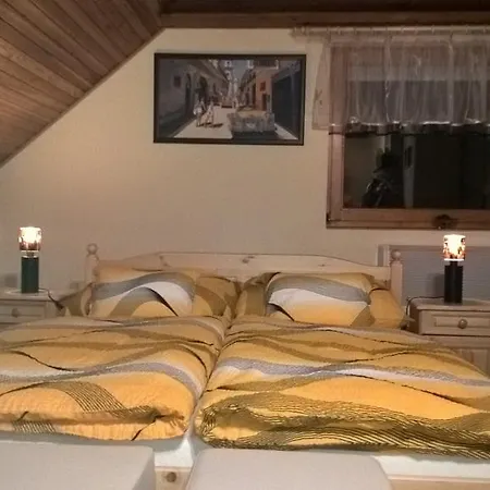 Pongrácz Apartamento Zirc
